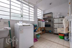 Image 23 - 892043