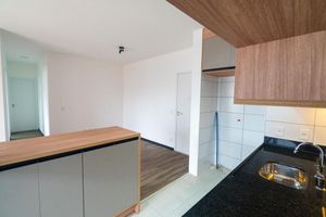 Image 7 - 892061