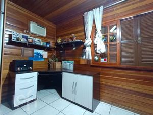 Image 6 - 892077