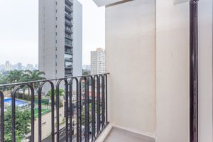 Image 3 - 892105