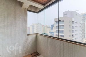 Image 17 - 892108