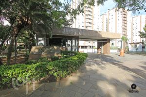 Image 2 - 892131