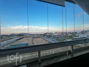 Image 15 - 892136