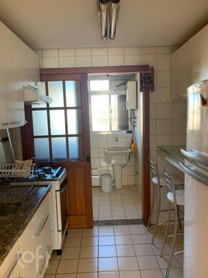 Image 19 - 892143