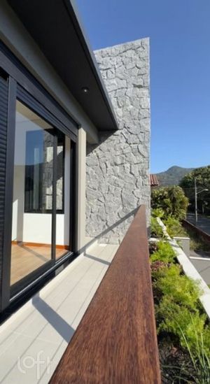 Image 8 - 892151
