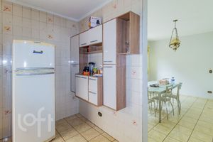 Image 10 - 892166