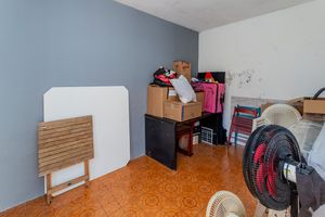 Image 13 - 892169