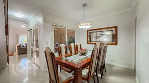 Image 3 - 892175
