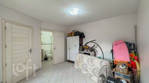 Image 35 - 892175