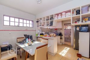 Image 8 - 892188