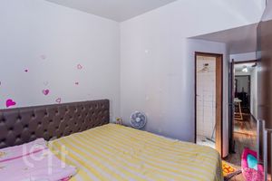 Image 19 - 892188