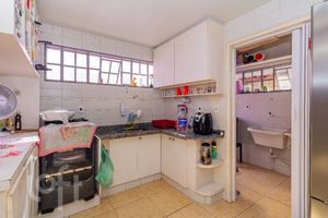 Image 3 - 892188