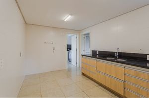 Image 1 - 892197
