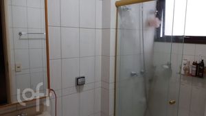 Image 9 - 892210