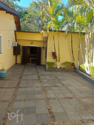Image 18 - 892213