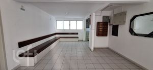 Image 11 - 892220