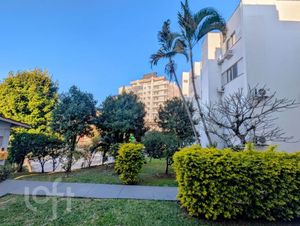 Image 9 - 892220