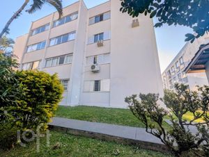 Image 8 - 892220