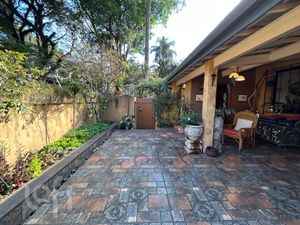 Image 16 - 892221