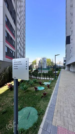 Image 14 - 892228