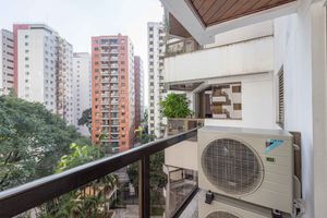 Image 11 - 892229