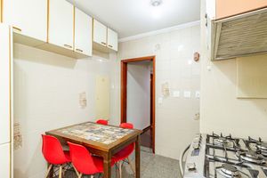 Image 33 - 892229