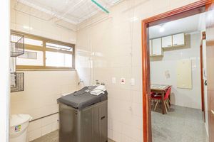 Image 36 - 892229