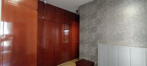 Image 14 - 892229