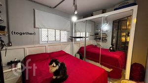 Image 4 - 892238