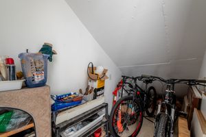 Image 47 - 892244