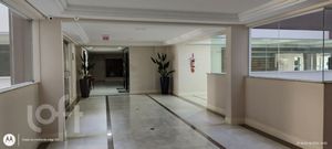 Image 7 - 892289