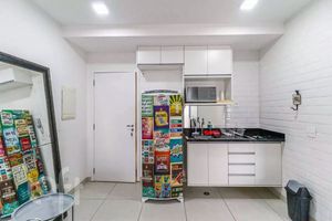 Image 9 - 892316