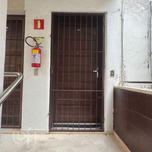 Image 8 - 892318