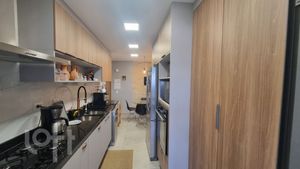 Image 7 - 892323