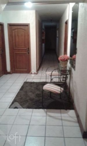 Image 7 - 892324