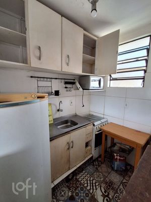 Image 3 - 892328