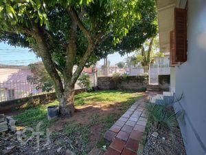 Image 1 - 892338