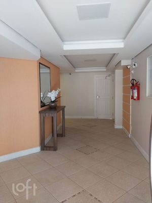 Image 19 - 892340