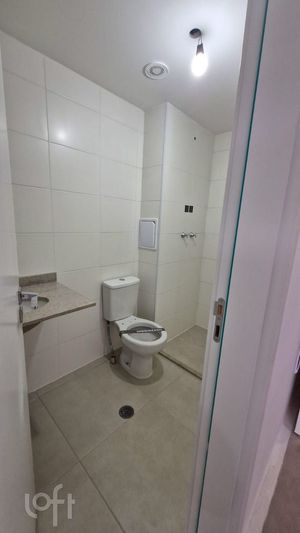 Image 3 - 892342