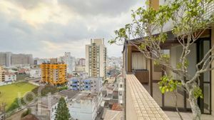 Image 38 - 892348