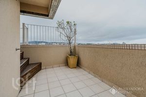 Image 34 - 892348