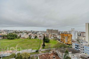Image 29 - 892348