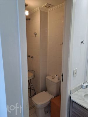 Image 8 - 892371