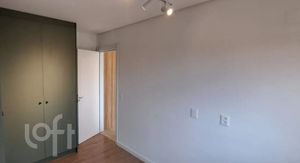 Image 6 - 892372