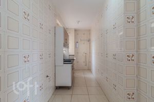 Image 5 - 892373