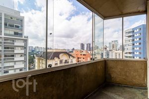 Image 9 - 892376