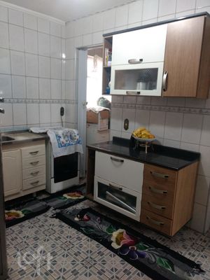 Image 3 - 892377