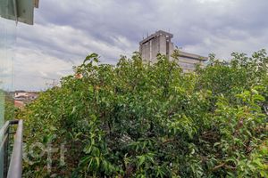 Image 7 - 892378