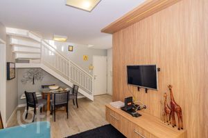 Image 3 - 892378