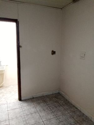 Image 6 - 892381
